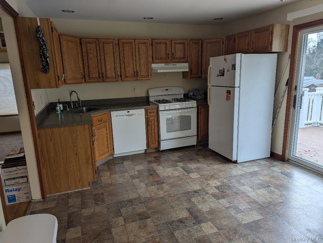 13 Olympus Drive, Mahopac, NY 10541