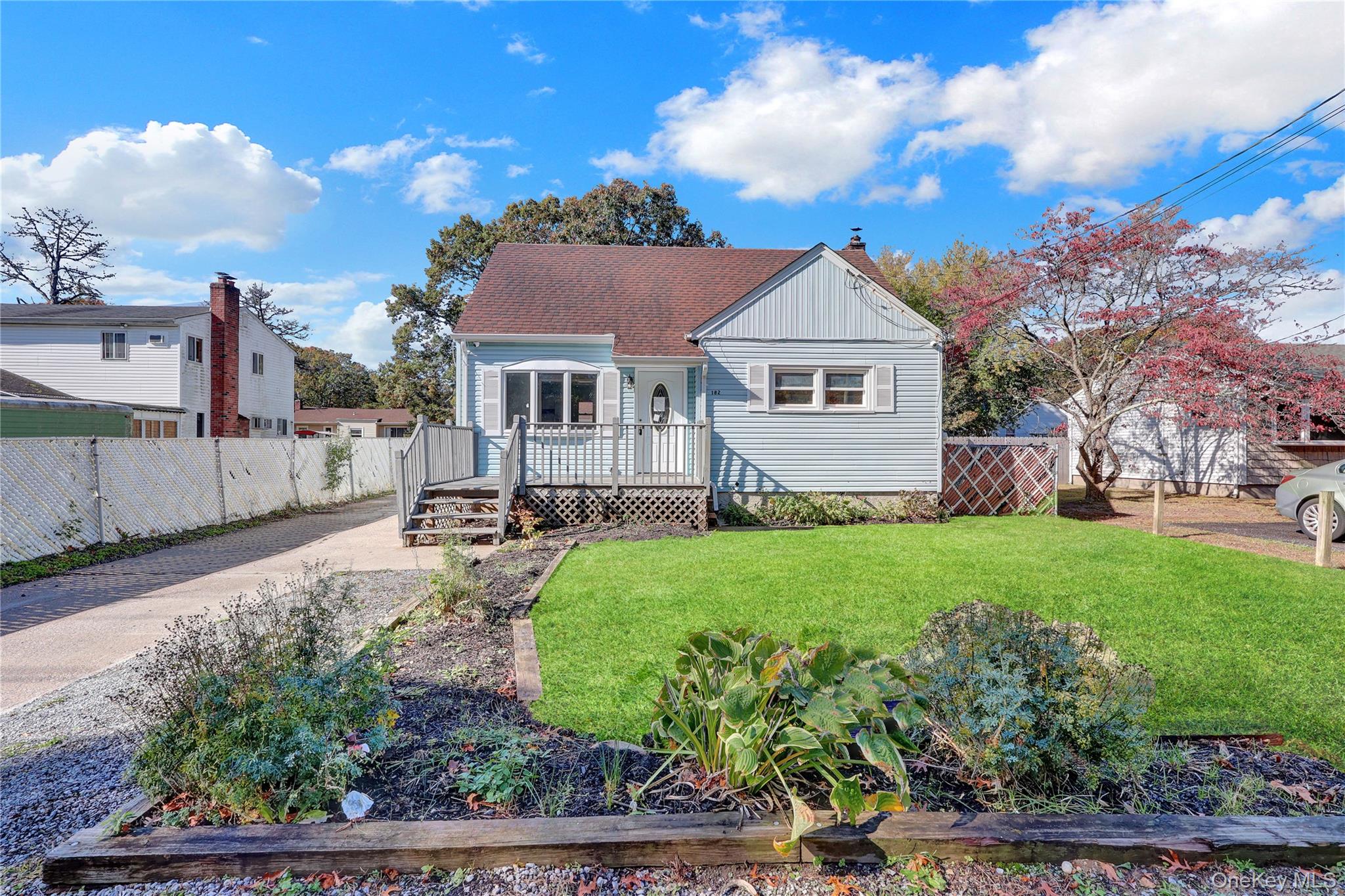 182 Lexington Road, Shirley, NY 11967