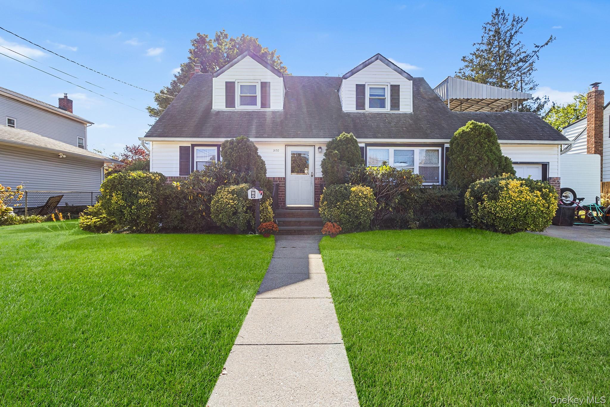 500 Willow Street, South Hempstead, NY 11550