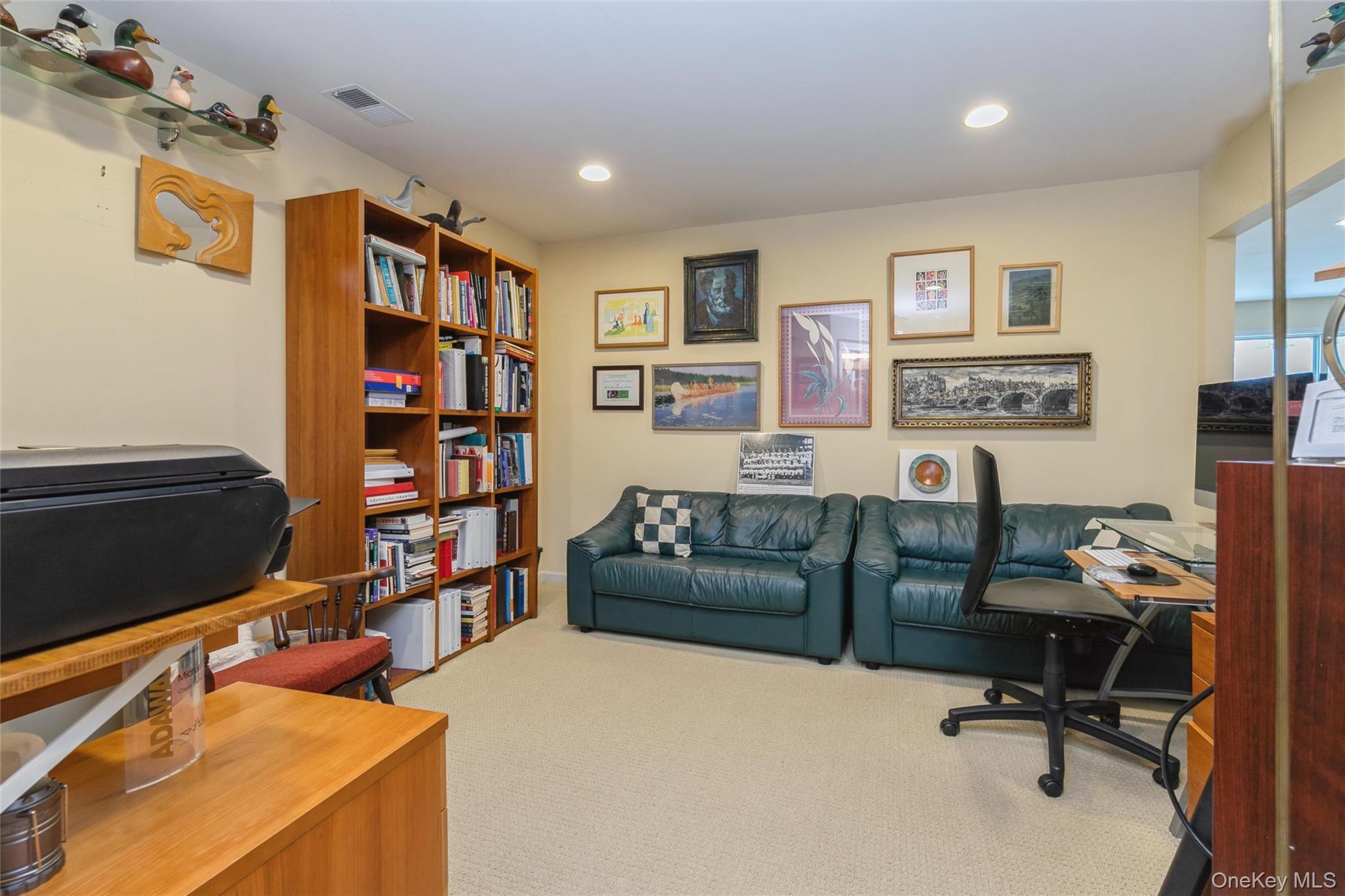 95 Cove Lane, East Setauket, NY 11733