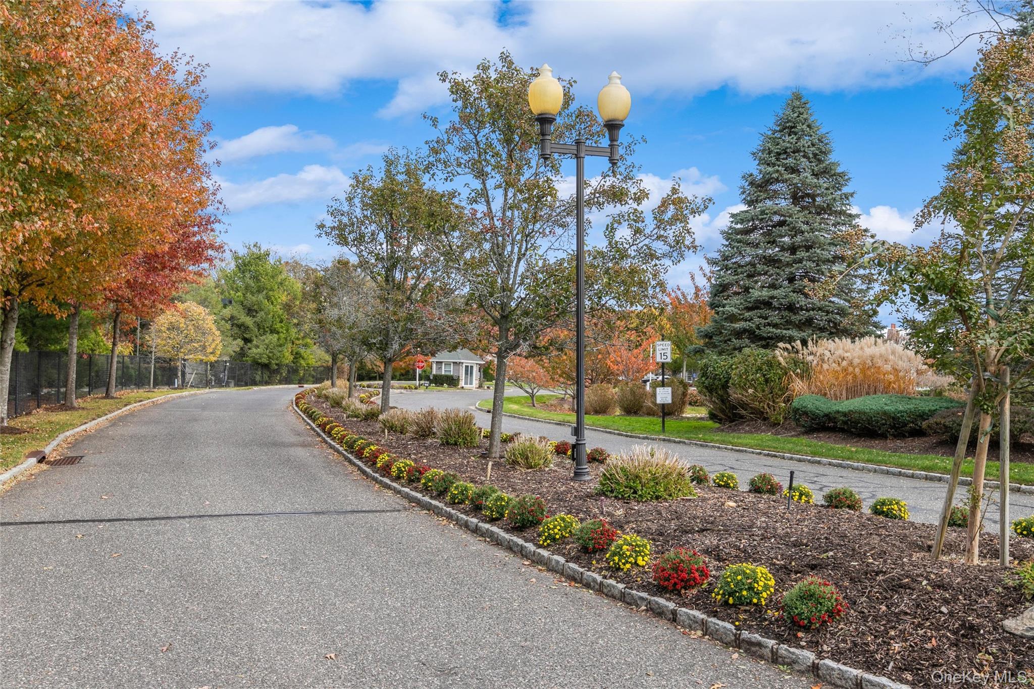 95 Cove Lane, East Setauket, NY 11733