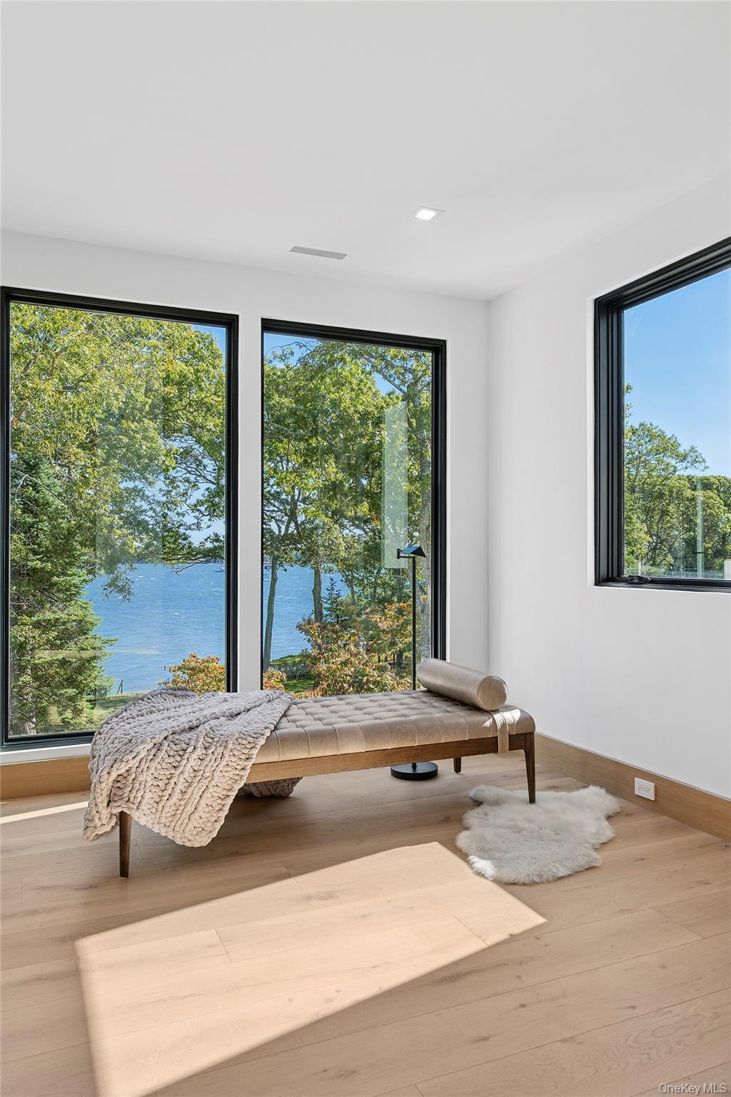 35 Springwood Way, East Hampton, NY 11937