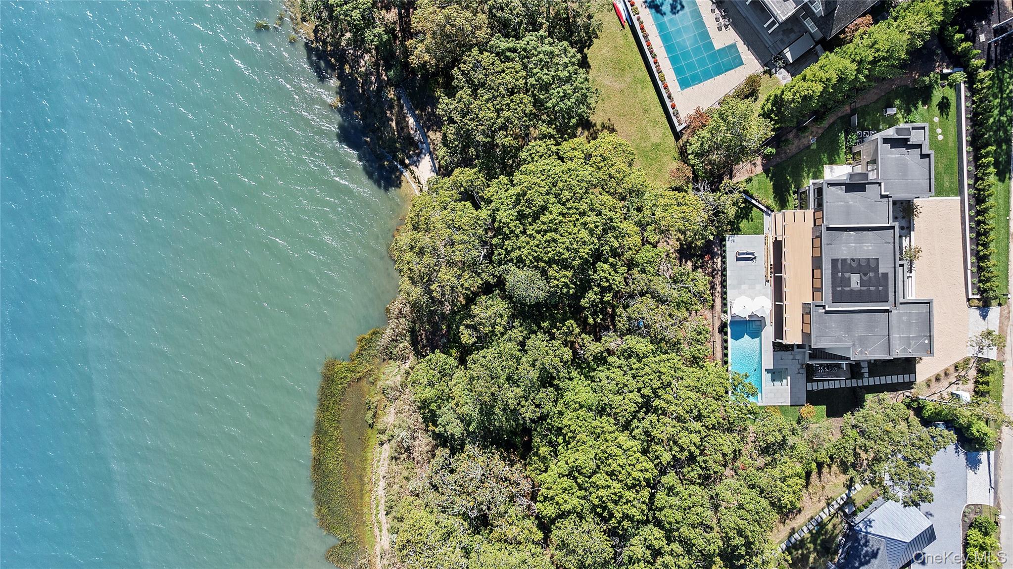 35 Springwood Way, East Hampton, NY 11937