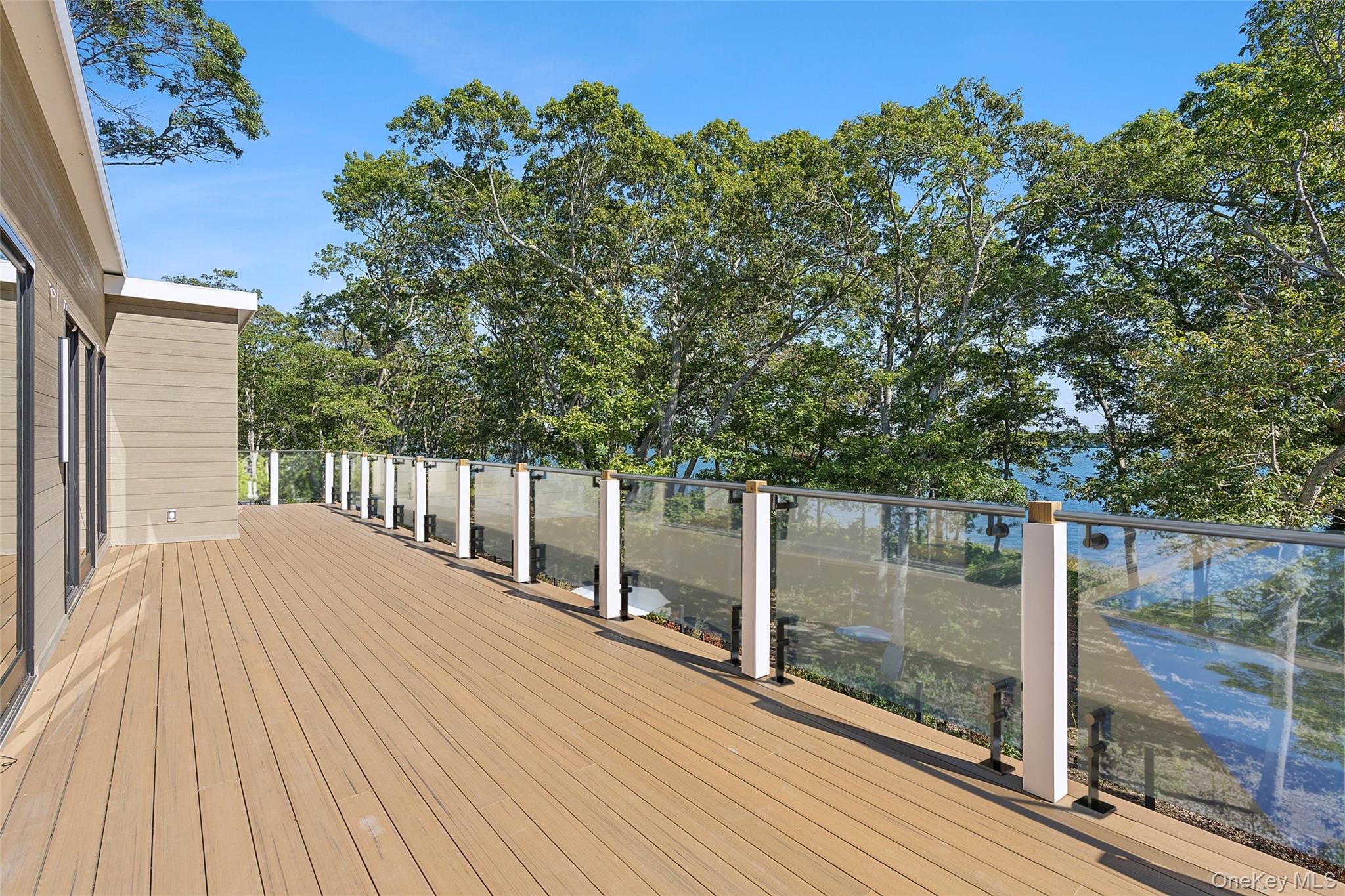 35 Springwood Way, East Hampton, NY 11937