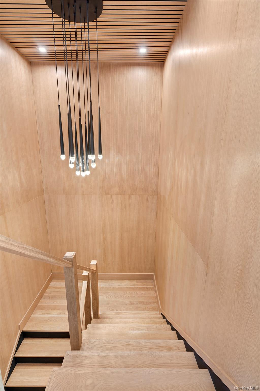 35 Springwood Way, East Hampton, NY 11937