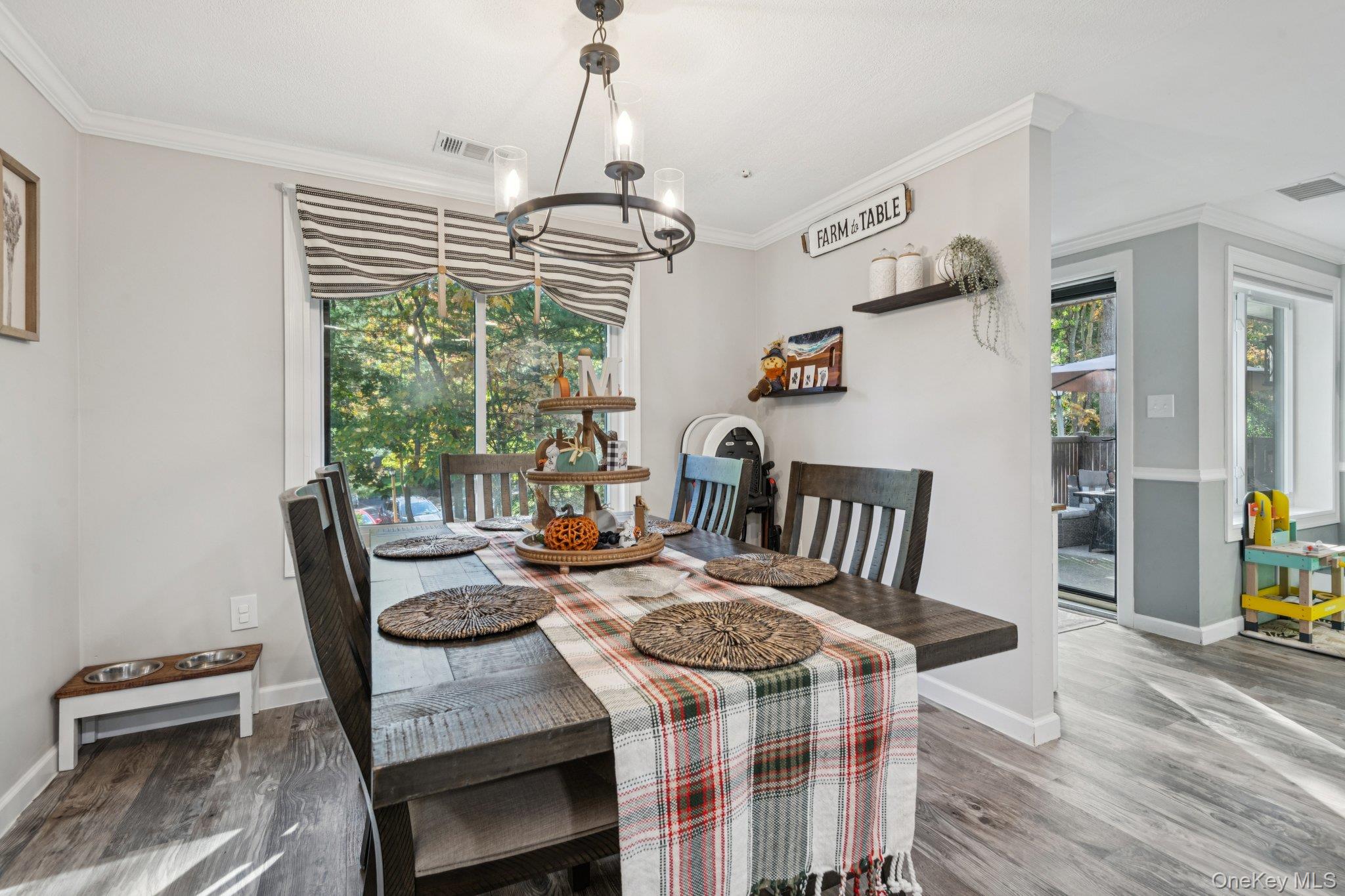 312 Clubhouse Court, Coram, NY 11727