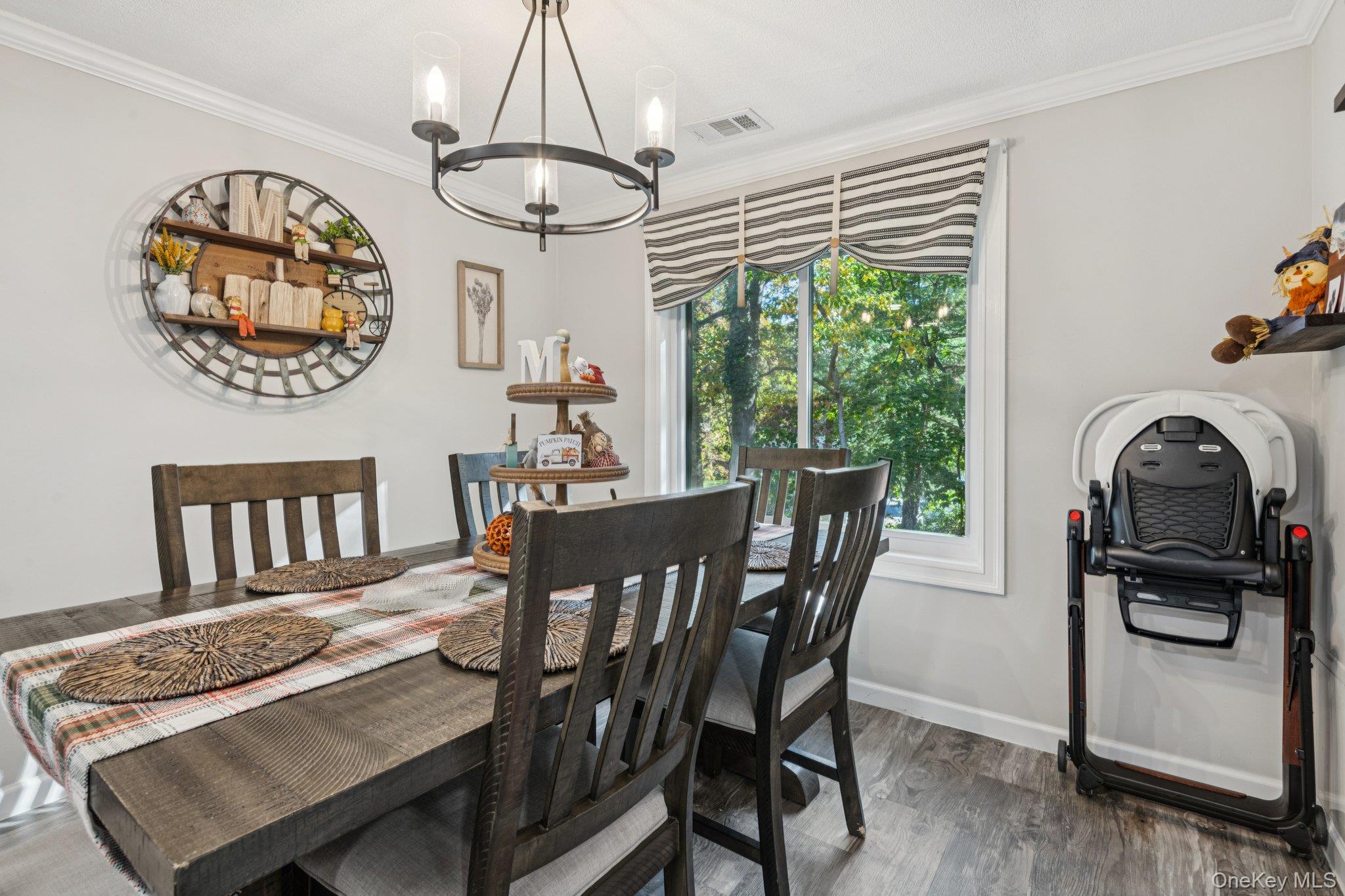 312 Clubhouse Court, Coram, NY 11727