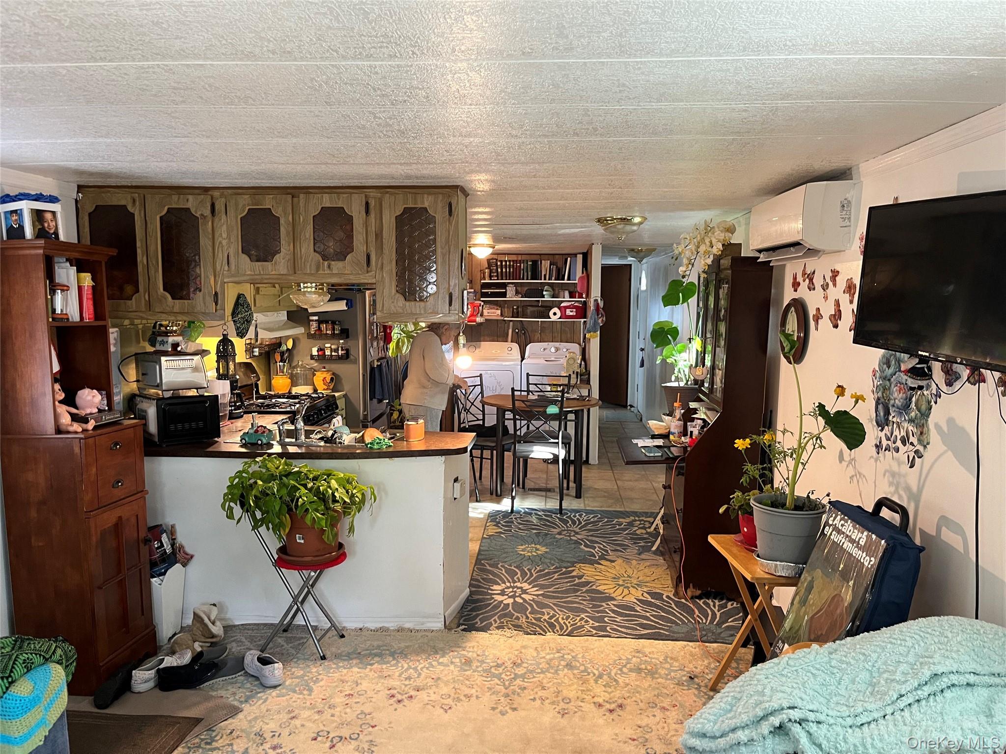 37-64 HUBBARD AVE, Riverhead, NY 11901