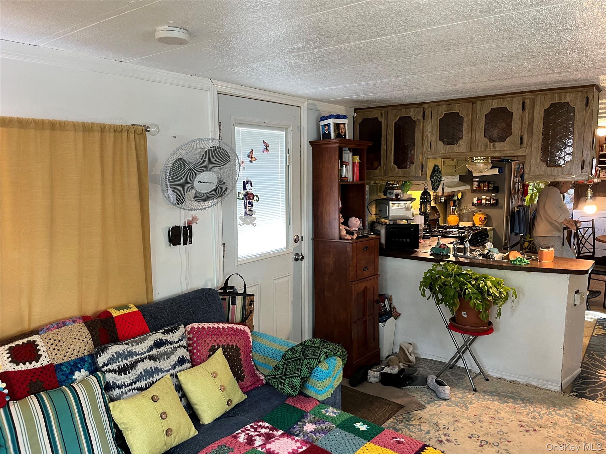 37-64 HUBBARD AVE, Riverhead, NY 11901