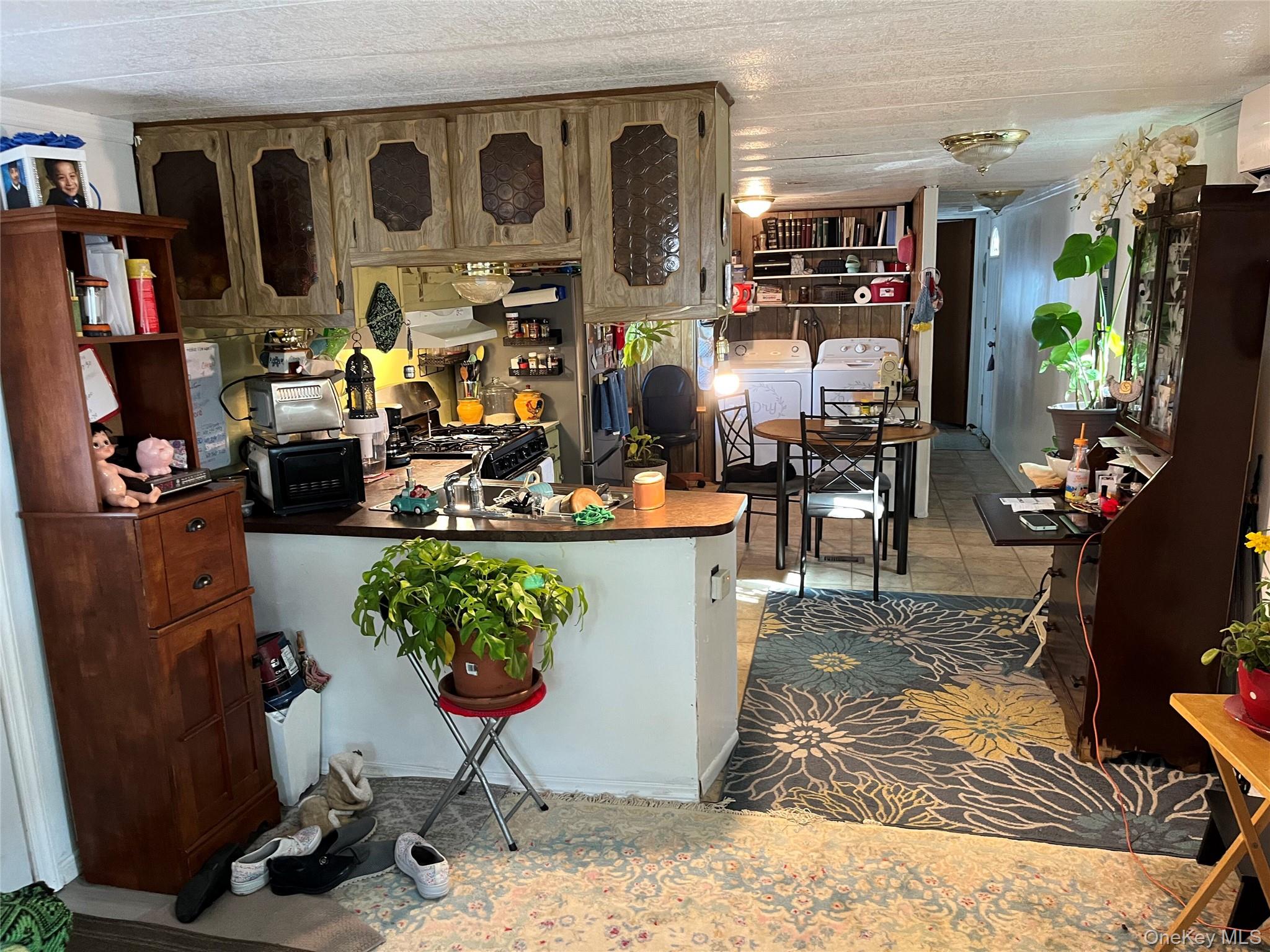 37-64 HUBBARD AVE, Riverhead, NY 11901