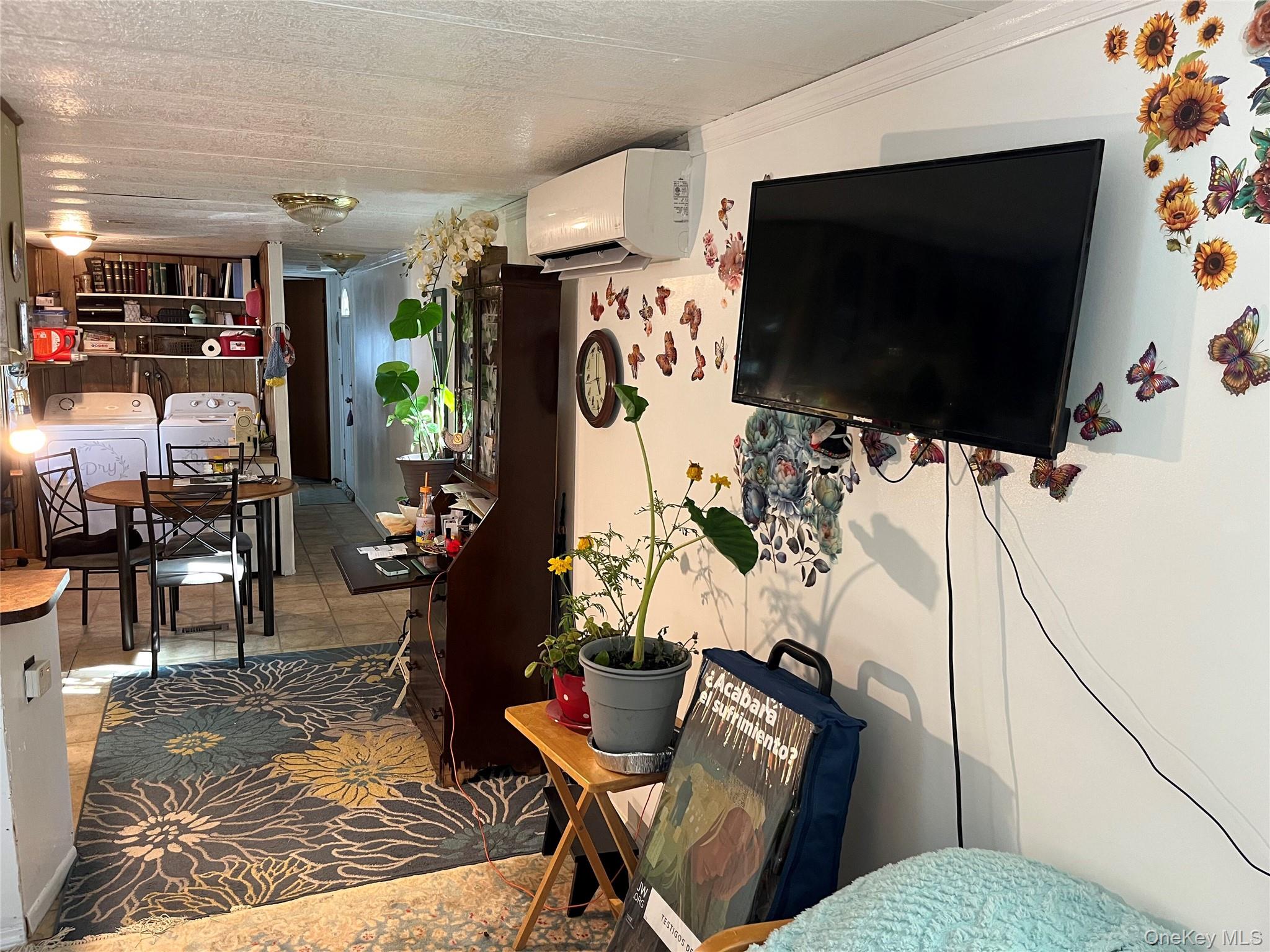 37-64 HUBBARD AVE, Riverhead, NY 11901