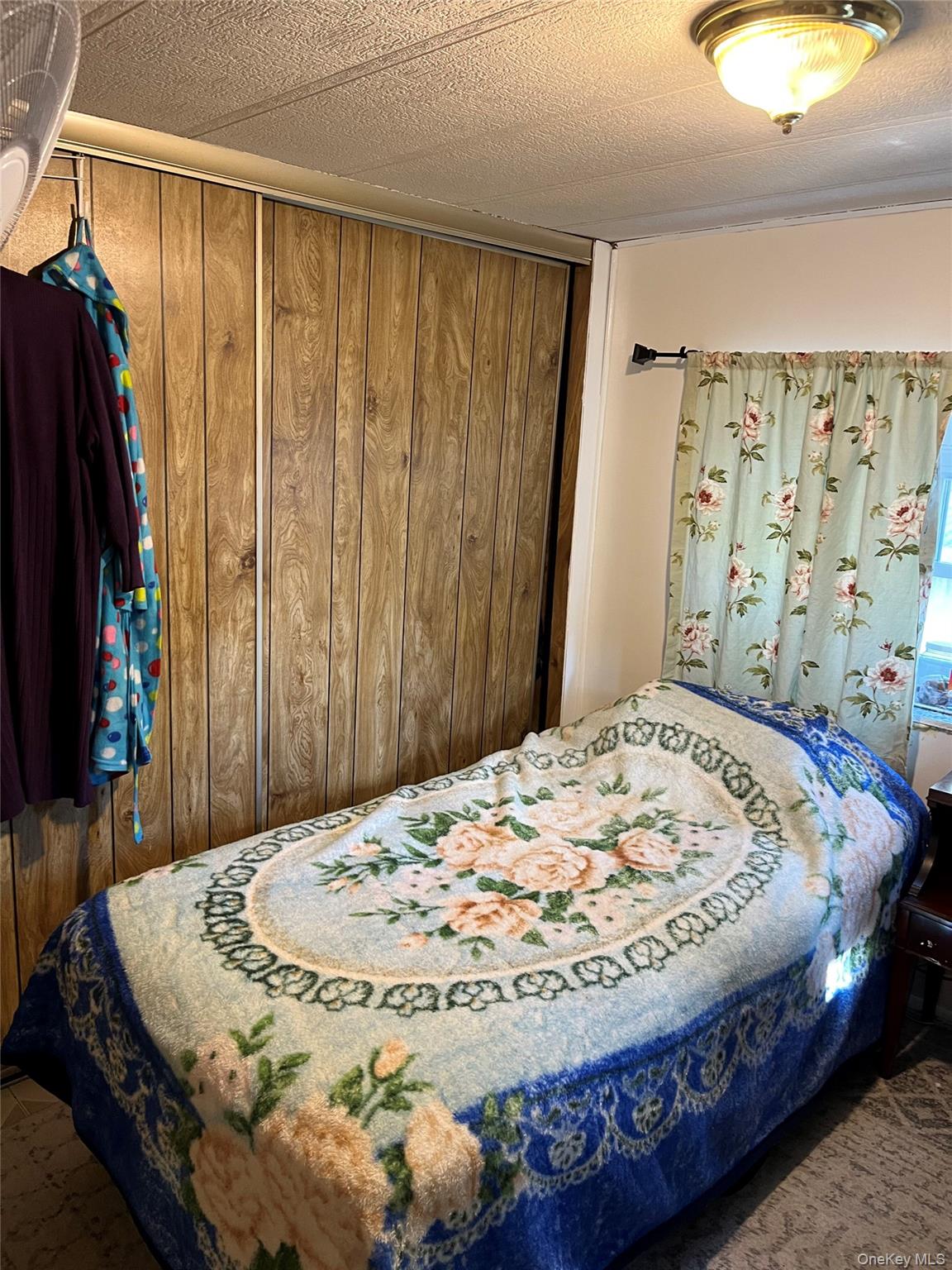 37-64 HUBBARD AVE, Riverhead, NY 11901