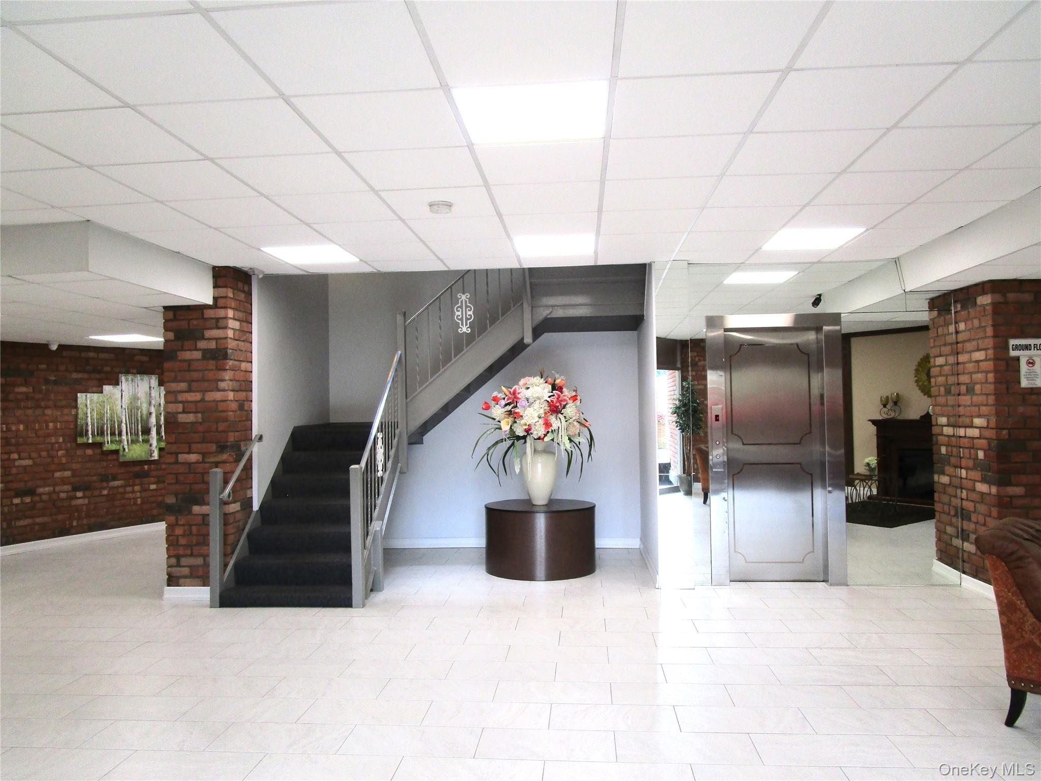 75 Noble Street # 126, Lynbrook, NY 11563