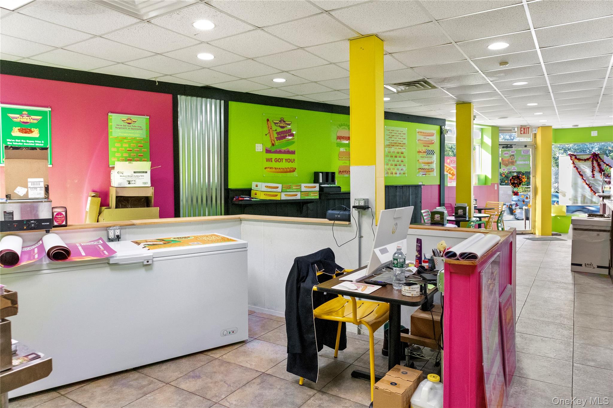 80 Bayville Avenue, Bayville, NY 11709