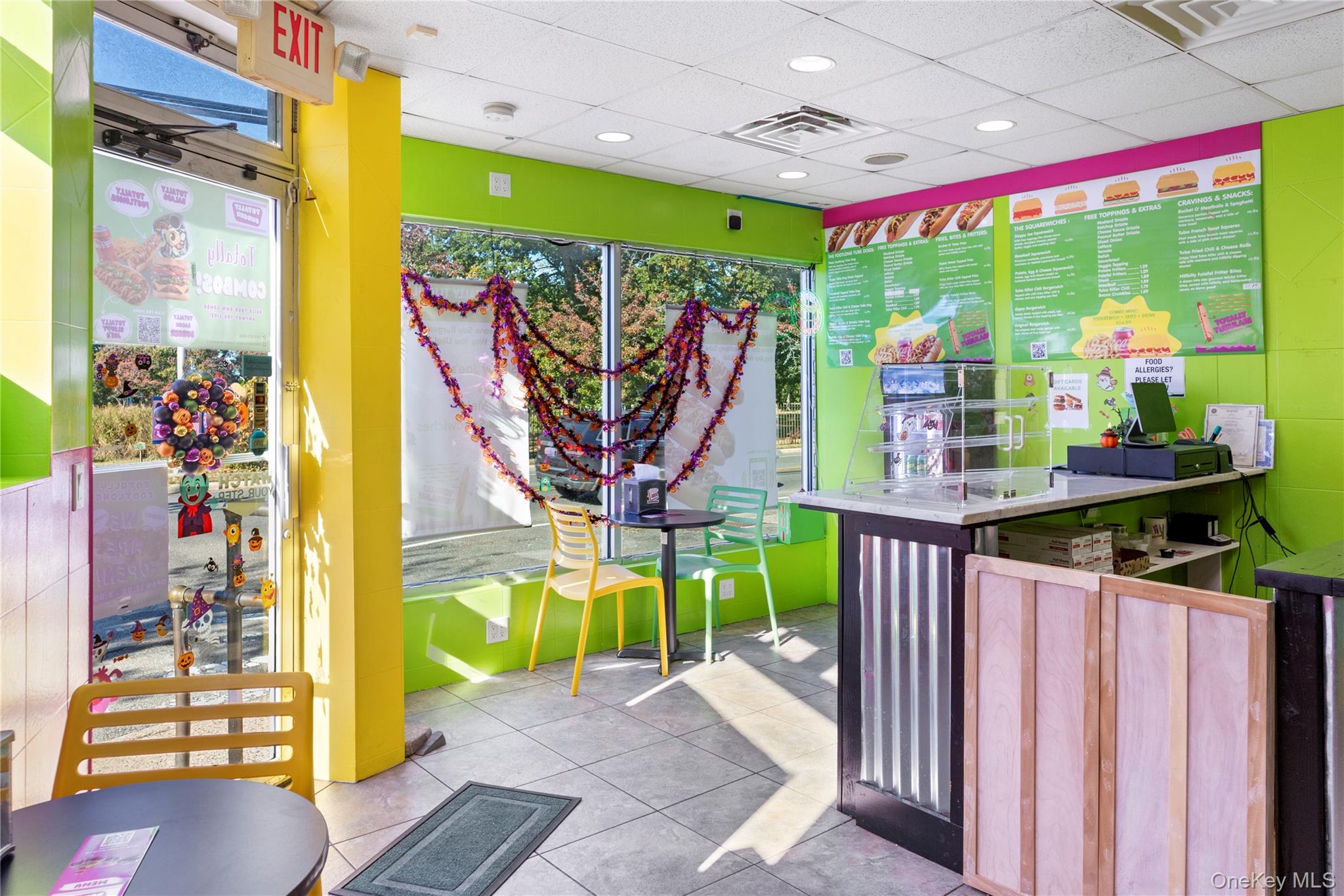 80 Bayville Avenue, Bayville, NY 11709