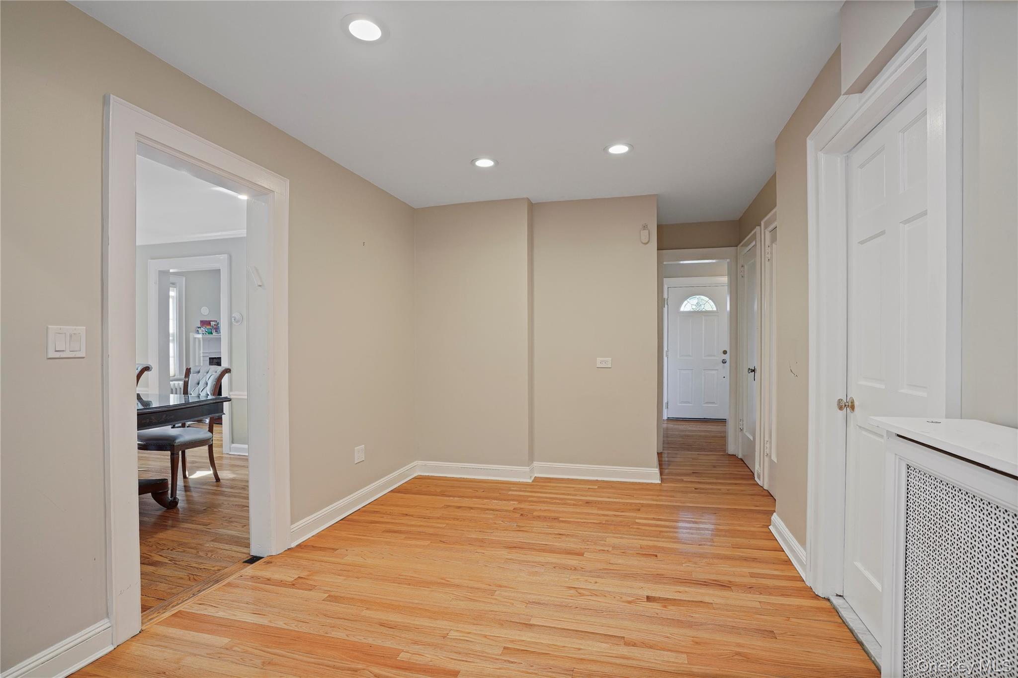 8 Craven Lane, White Plains, NY 10605