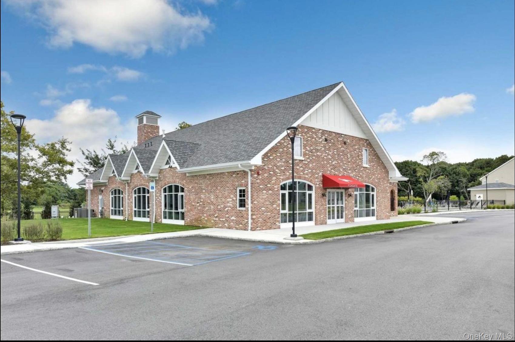 100 Weatherby Lane # 100, Central Islip, NY 11722