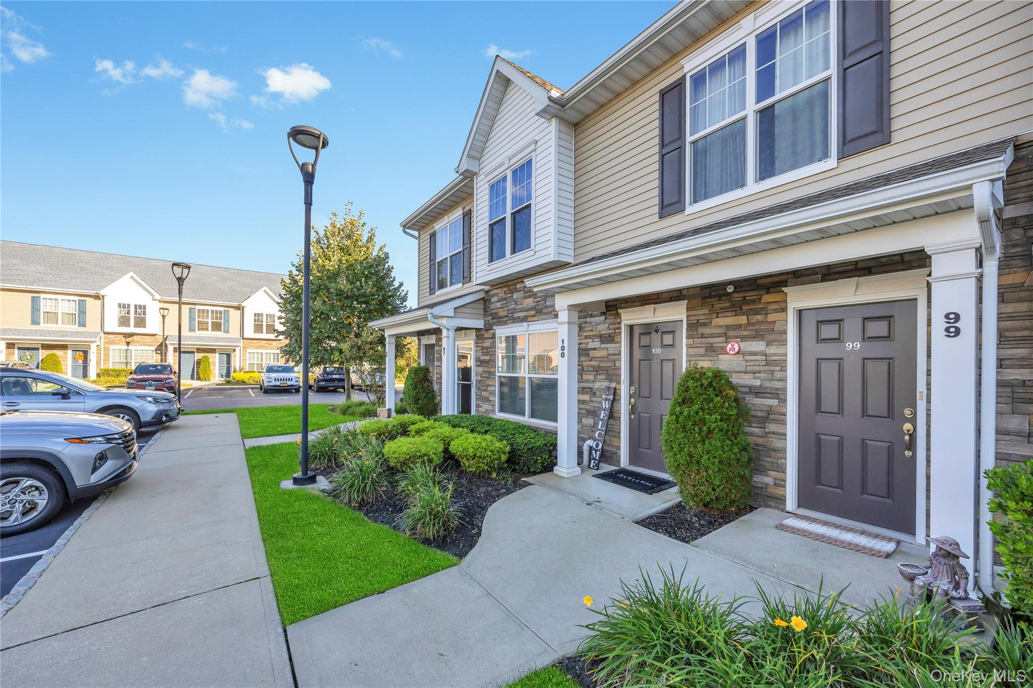 100 Weatherby Lane # 100, Central Islip, NY 11722