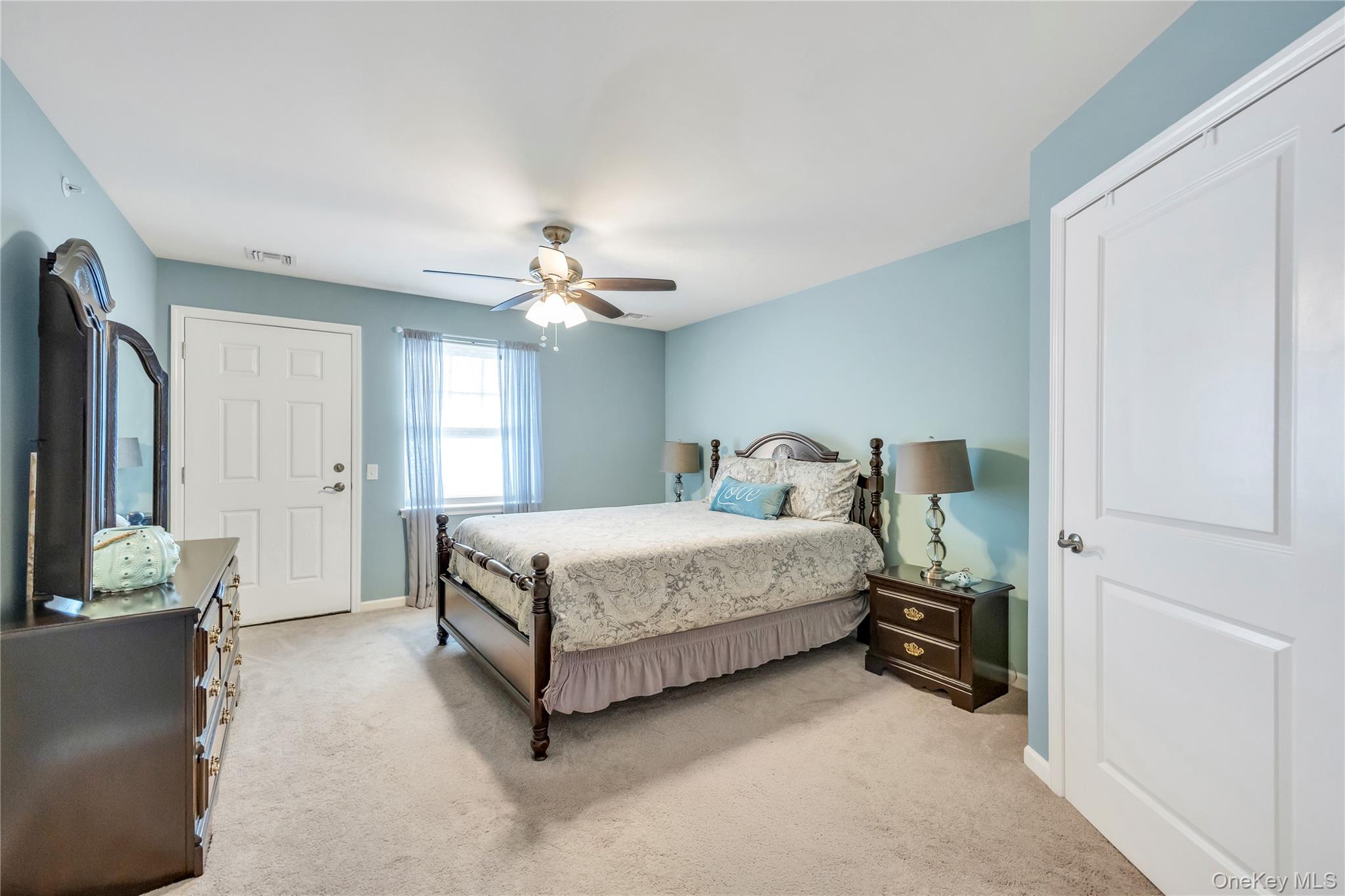 100 Weatherby Lane # 100, Central Islip, NY 11722