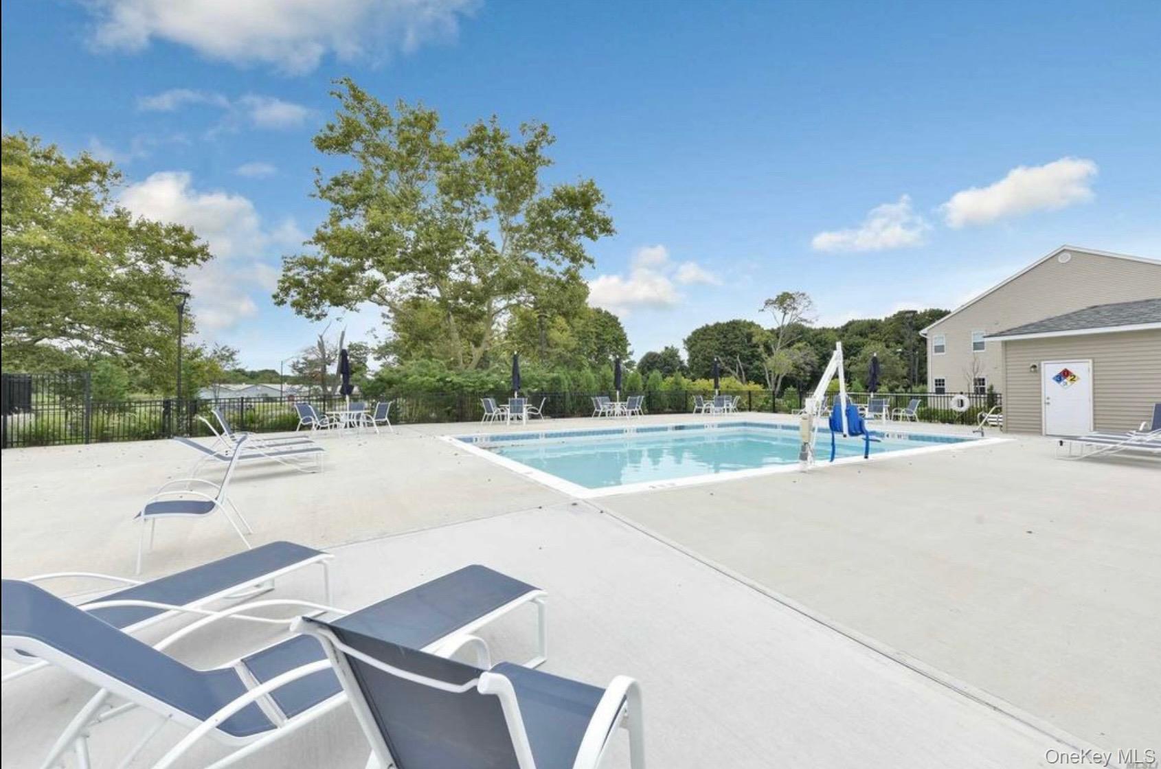 100 Weatherby Lane # 100, Central Islip, NY 11722