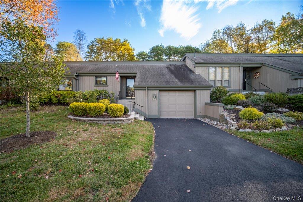 523 Heritage Hills # B, Somers, NY 10589