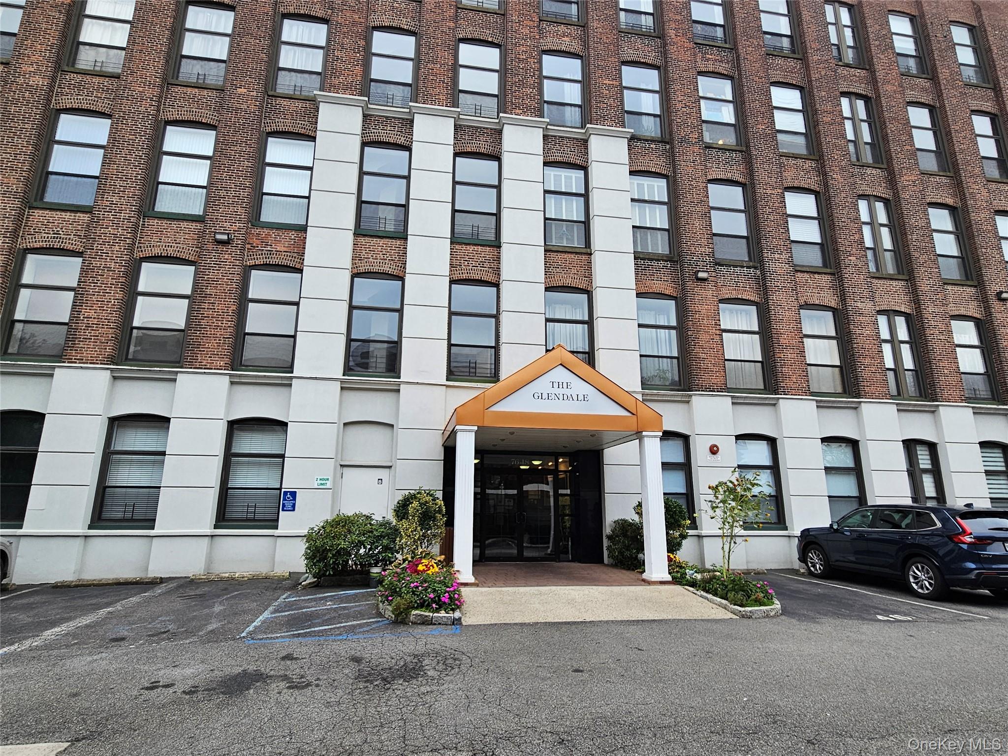76-18 69th Place # 3K, Glendale, NY 11385