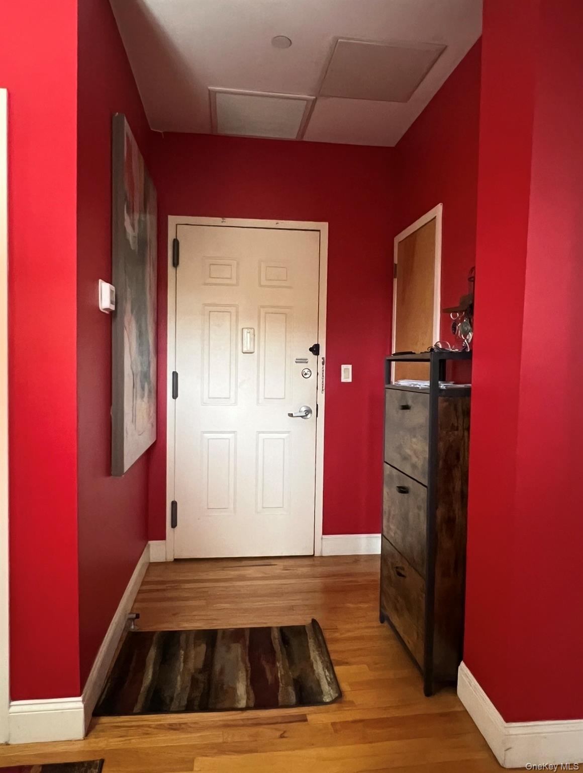 76-18 69th Place # 3K, Glendale, NY 11385