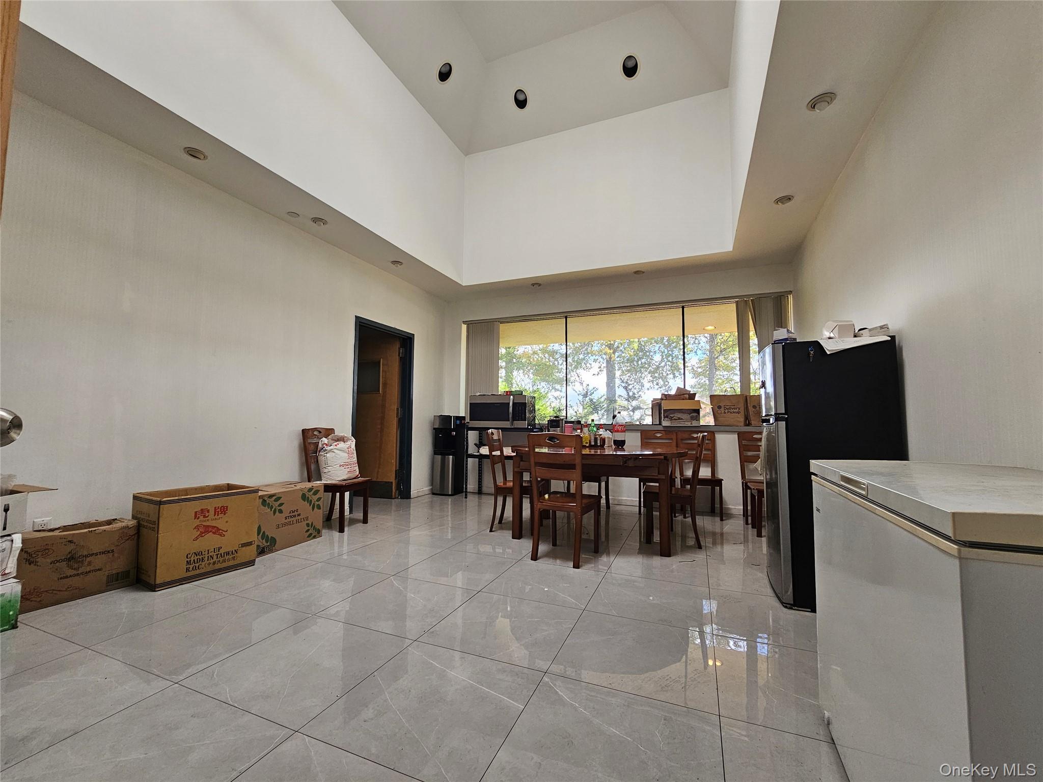 200 Knickerbocker Avenue, Bohemia, NY 11716