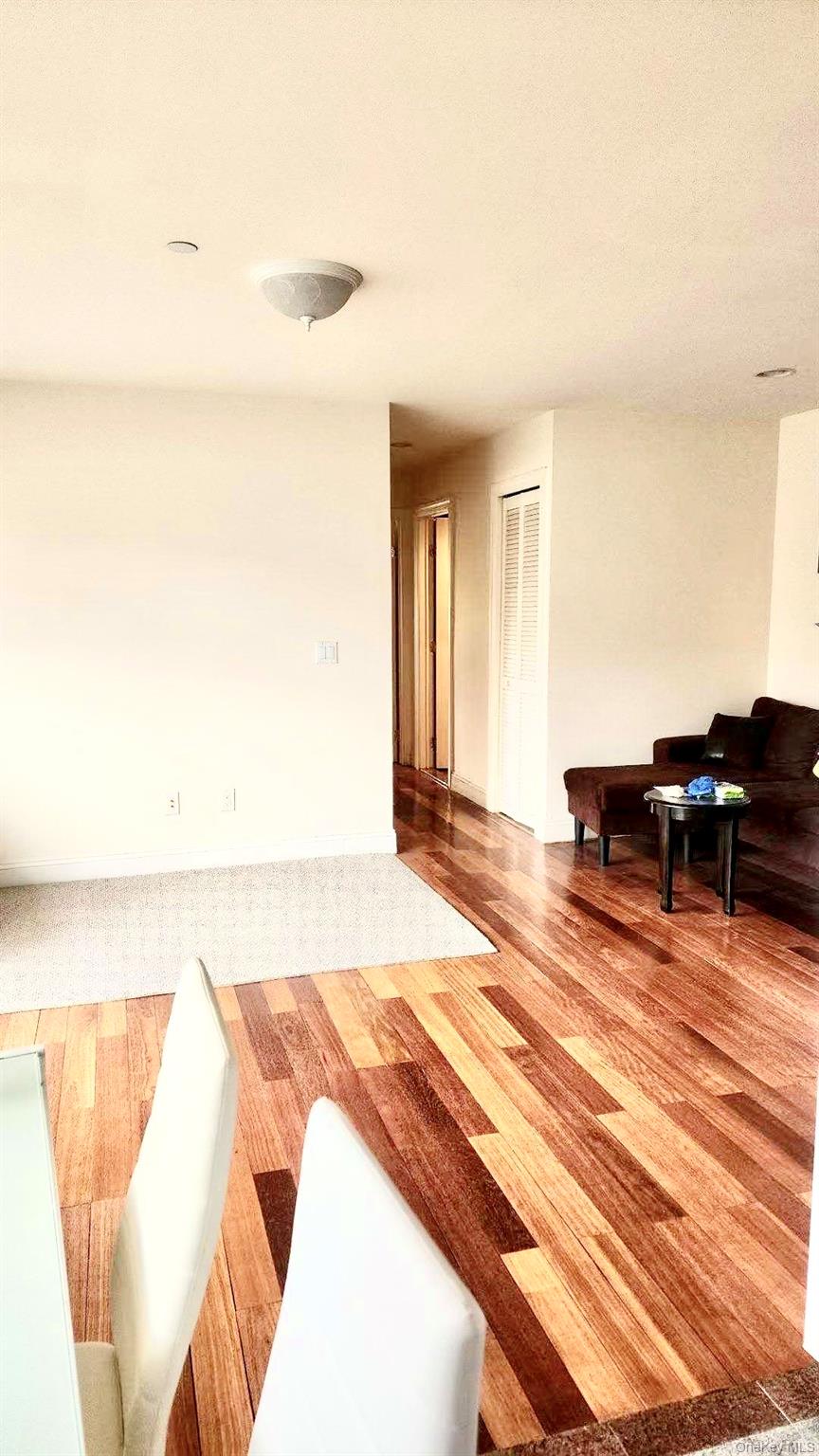 43-18 Main Street # #7F, Flushing, NY 11355