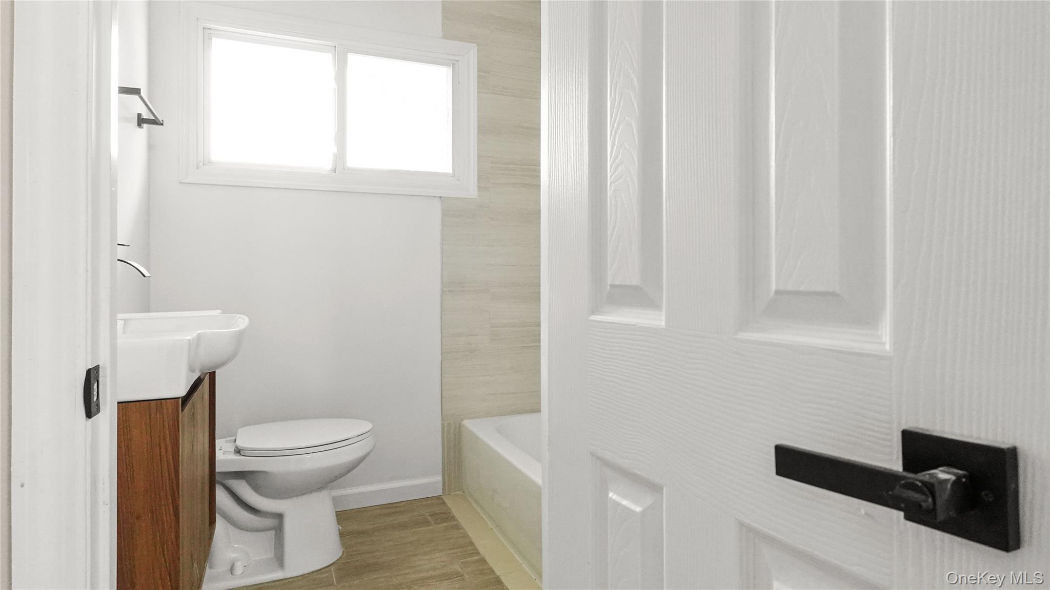 3 Beta Drive, Amityville, NY 11701