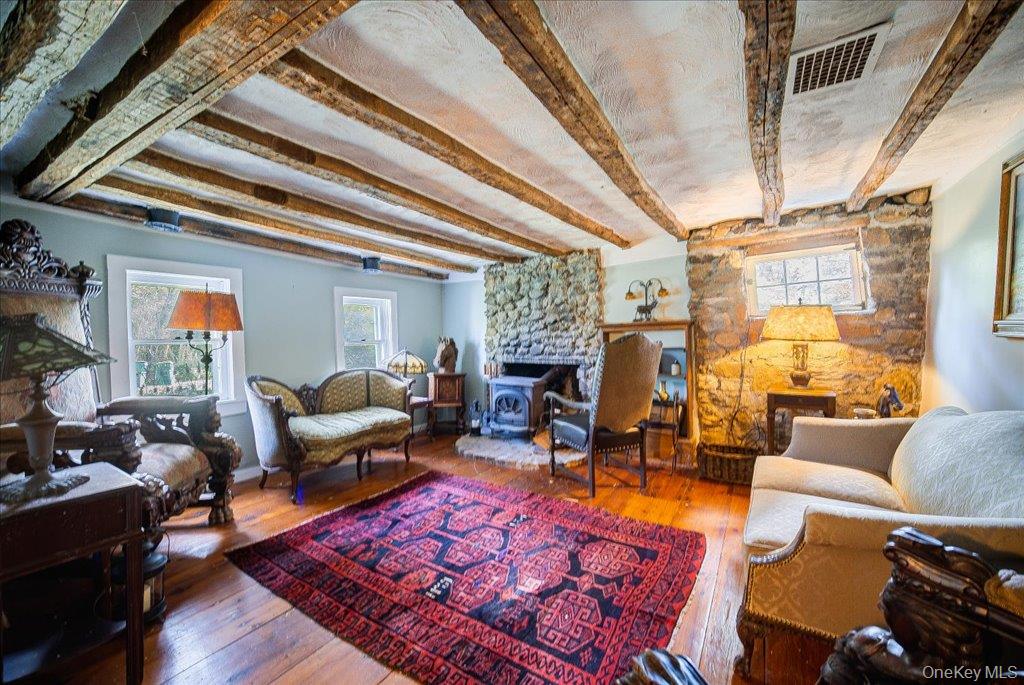 60 Cherry Lane, Stormville, NY 12582