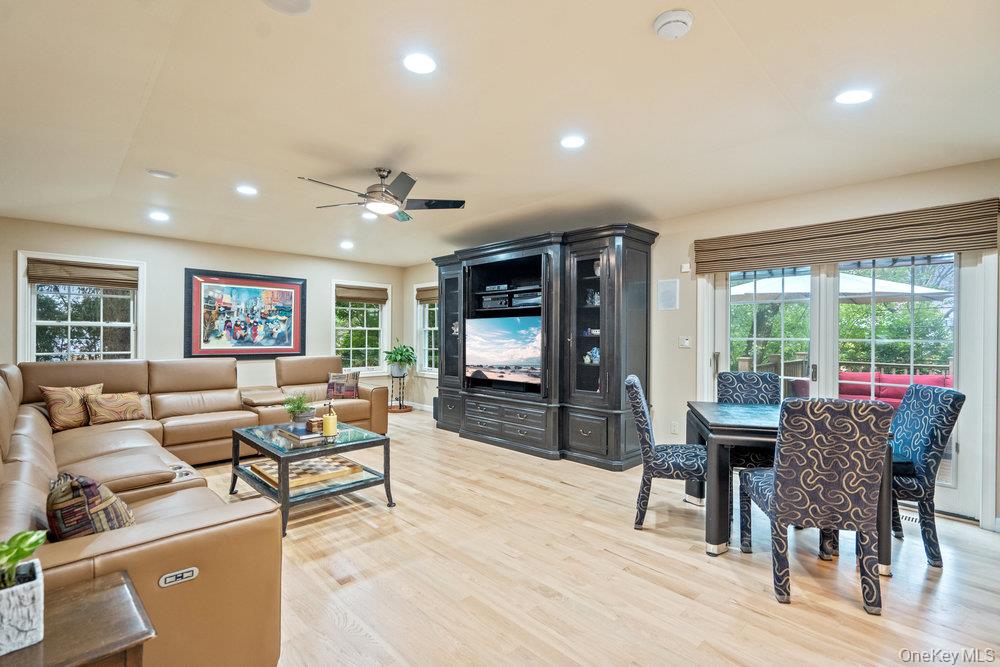 12 Chester Drive, Great Neck, NY 11021