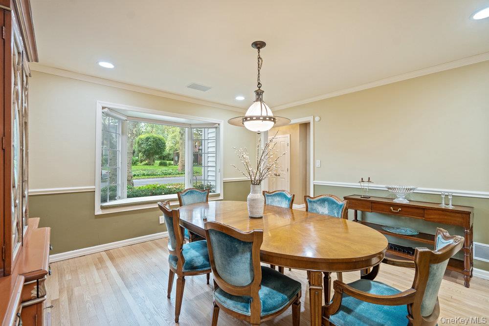 12 Chester Drive, Great Neck, NY 11021