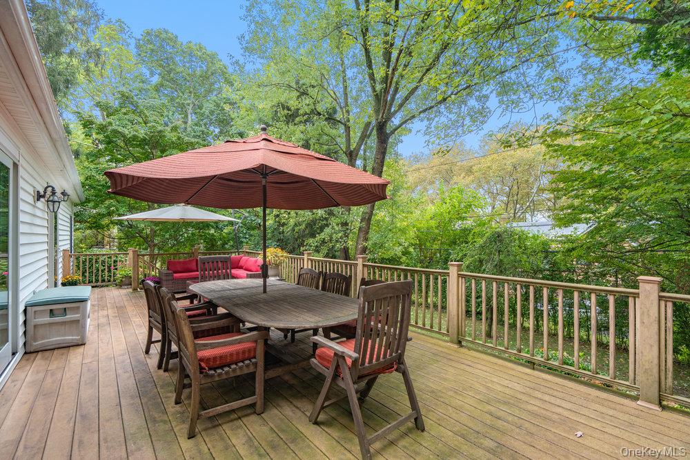 12 Chester Drive, Great Neck, NY 11021