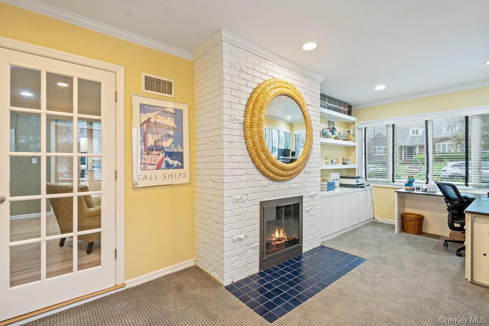 12 Chester Drive, Great Neck, NY 11021