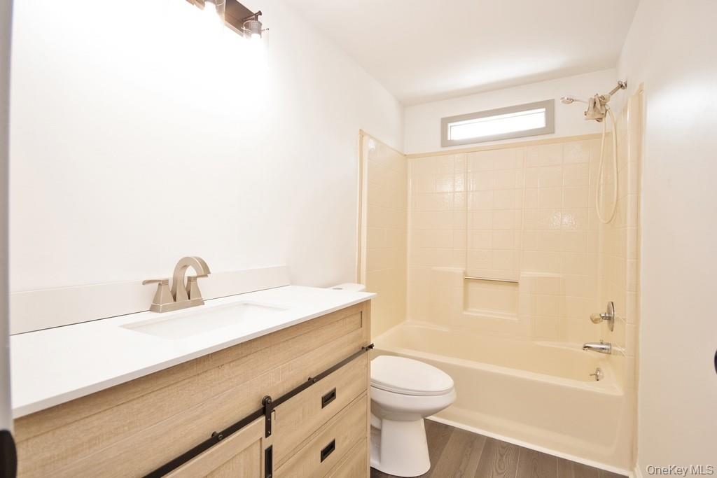 32 Meadow Street, Livingston Manor, NY 12758