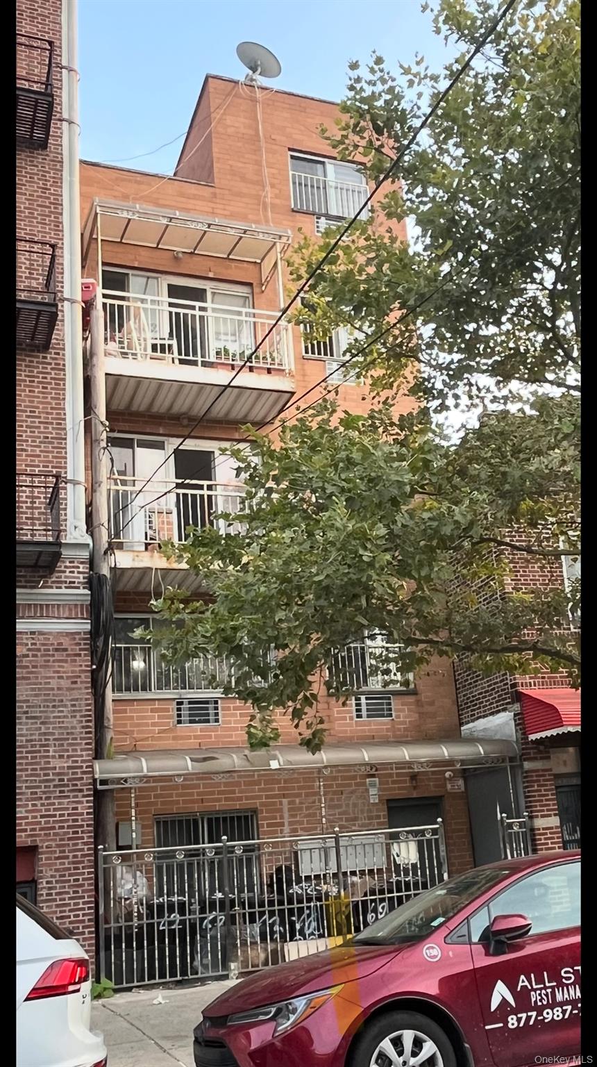 62-16 39 Avenue, Woodside, NY 11377