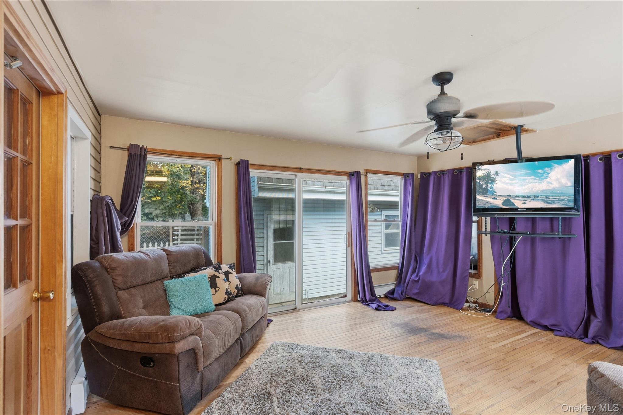 114 Sportsmen Street, Central Islip, NY 11722