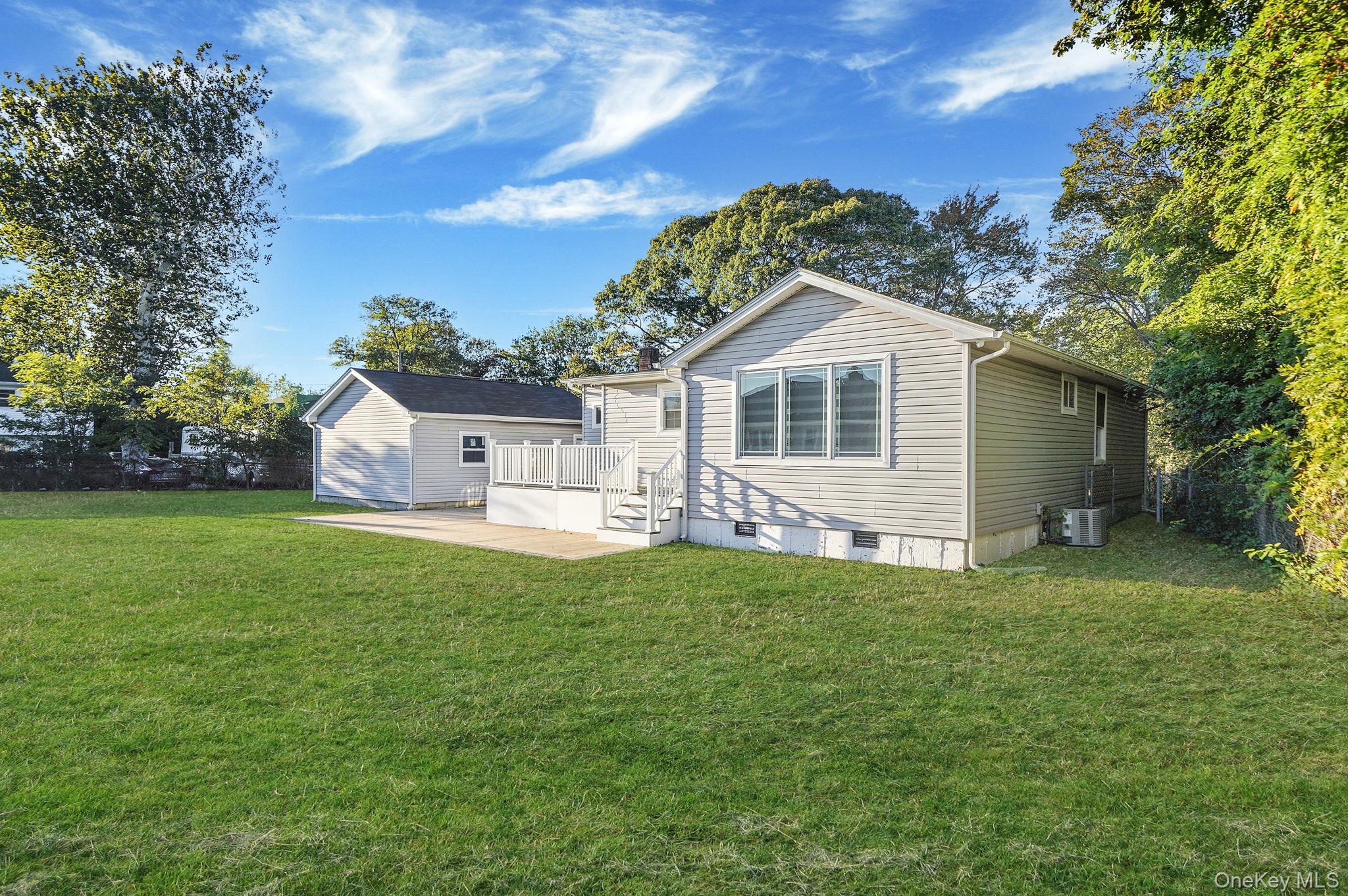 20 Pell Avenue, North Babylon, NY 11703