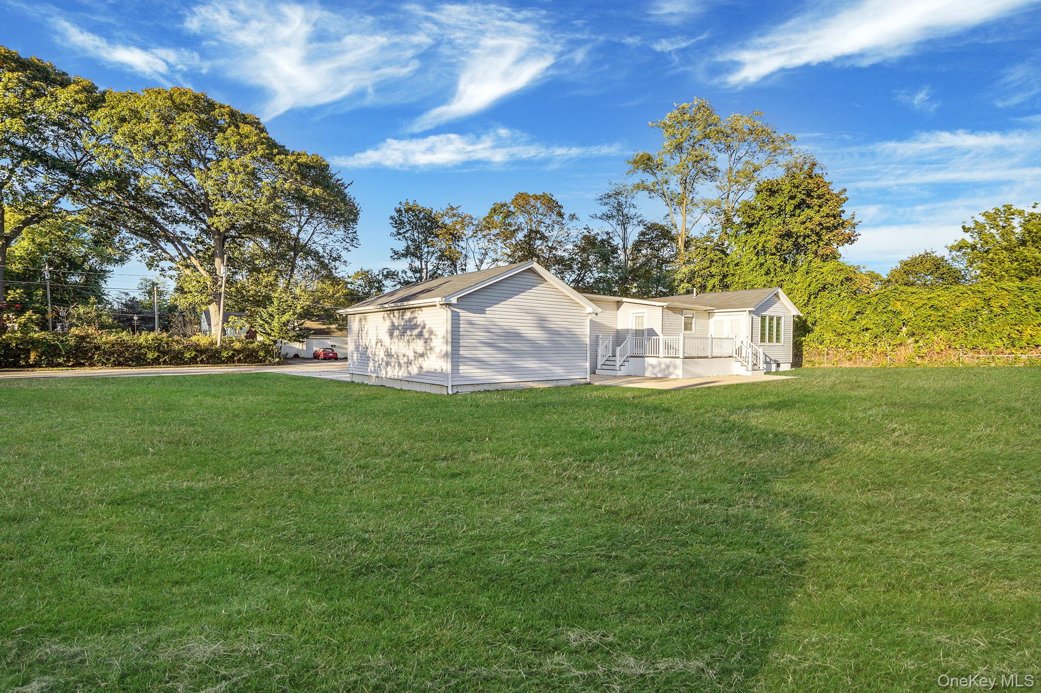 20 Pell Avenue, North Babylon, NY 11703