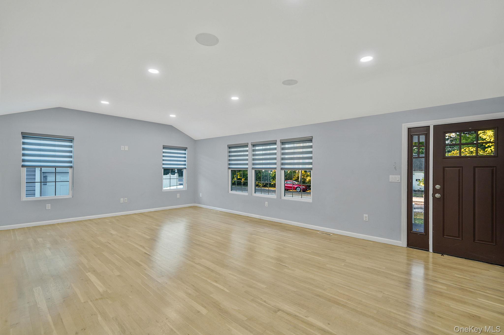 20 Pell Avenue, North Babylon, NY 11703