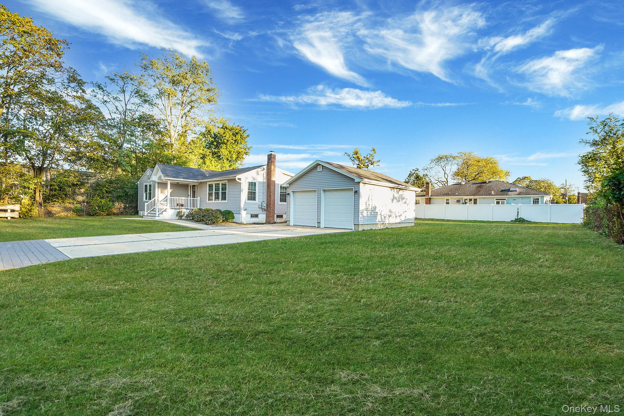 20 Pell Avenue, North Babylon, NY 11703