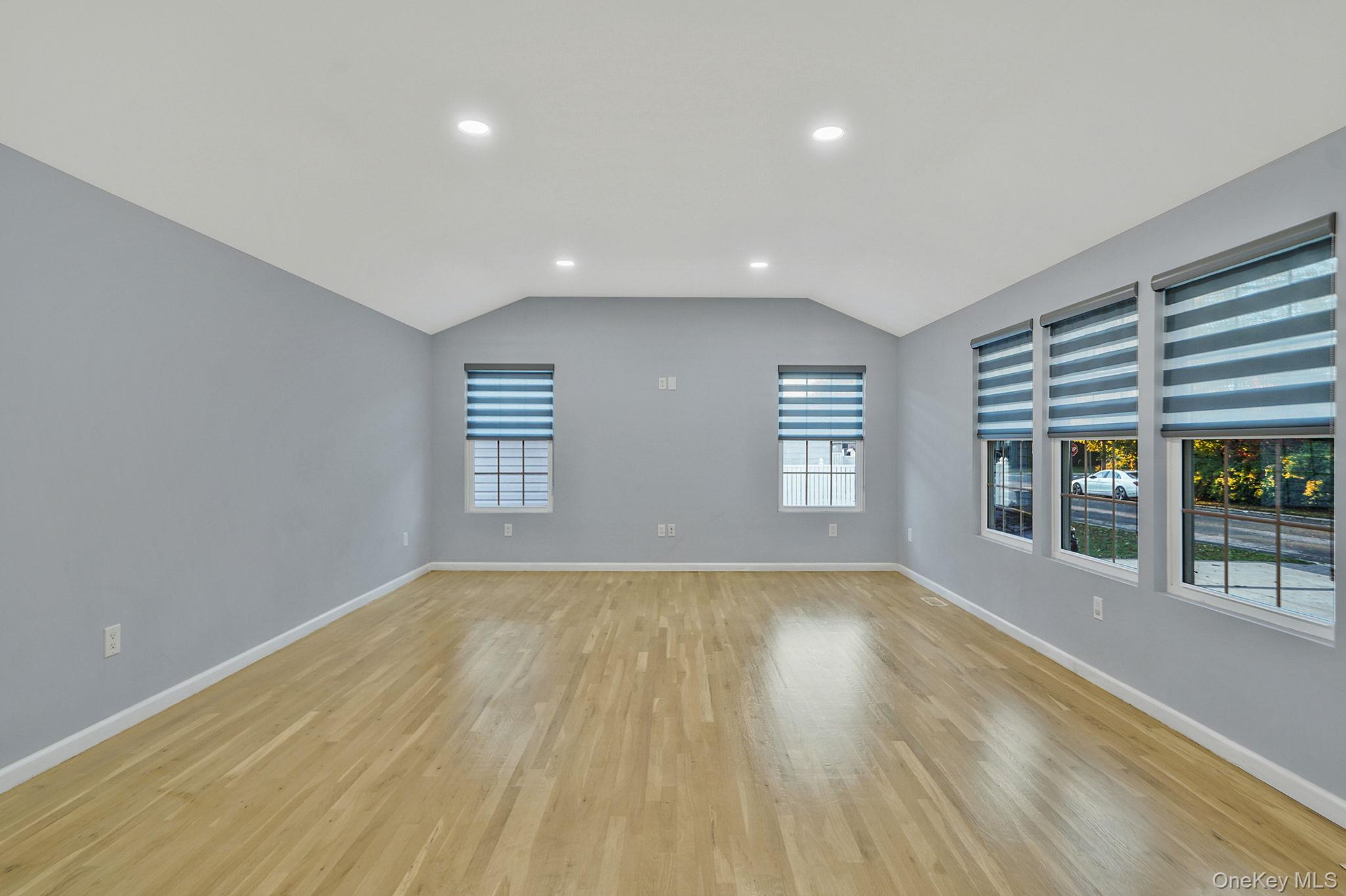 20 Pell Avenue, North Babylon, NY 11703