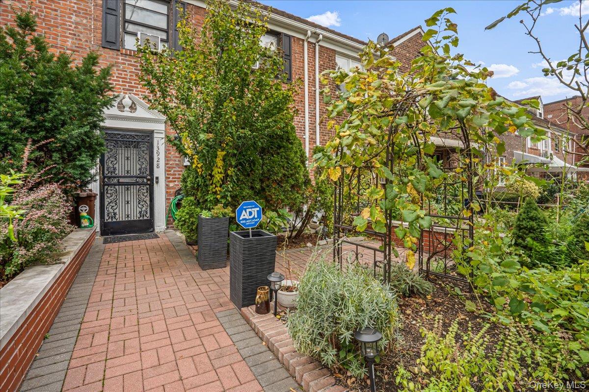 13928 Pershing Crescent, Jamaica, NY 11435