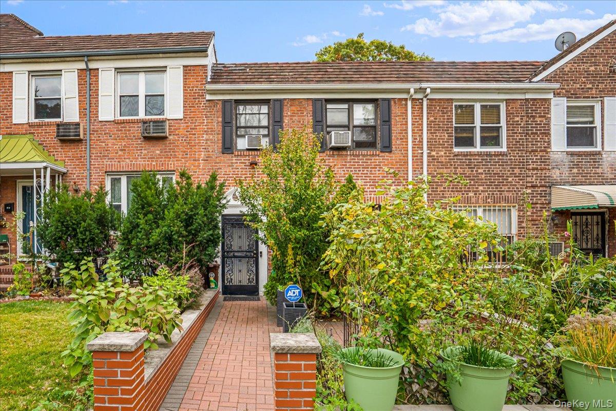 13928 Pershing Crescent, Jamaica, NY 11435