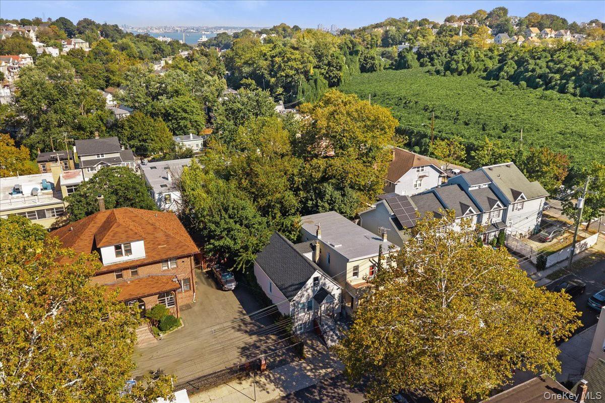 19 Webster Avenue, Staten Island, NY 10301