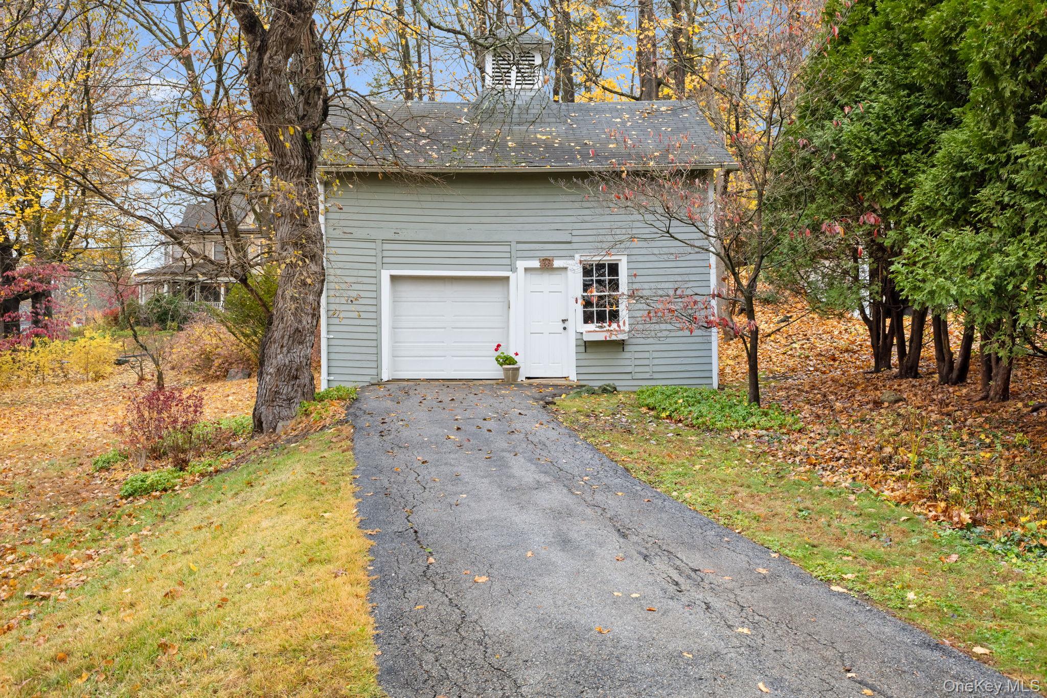 83 Hillside Avenue, Mount Kisco, NY 10549