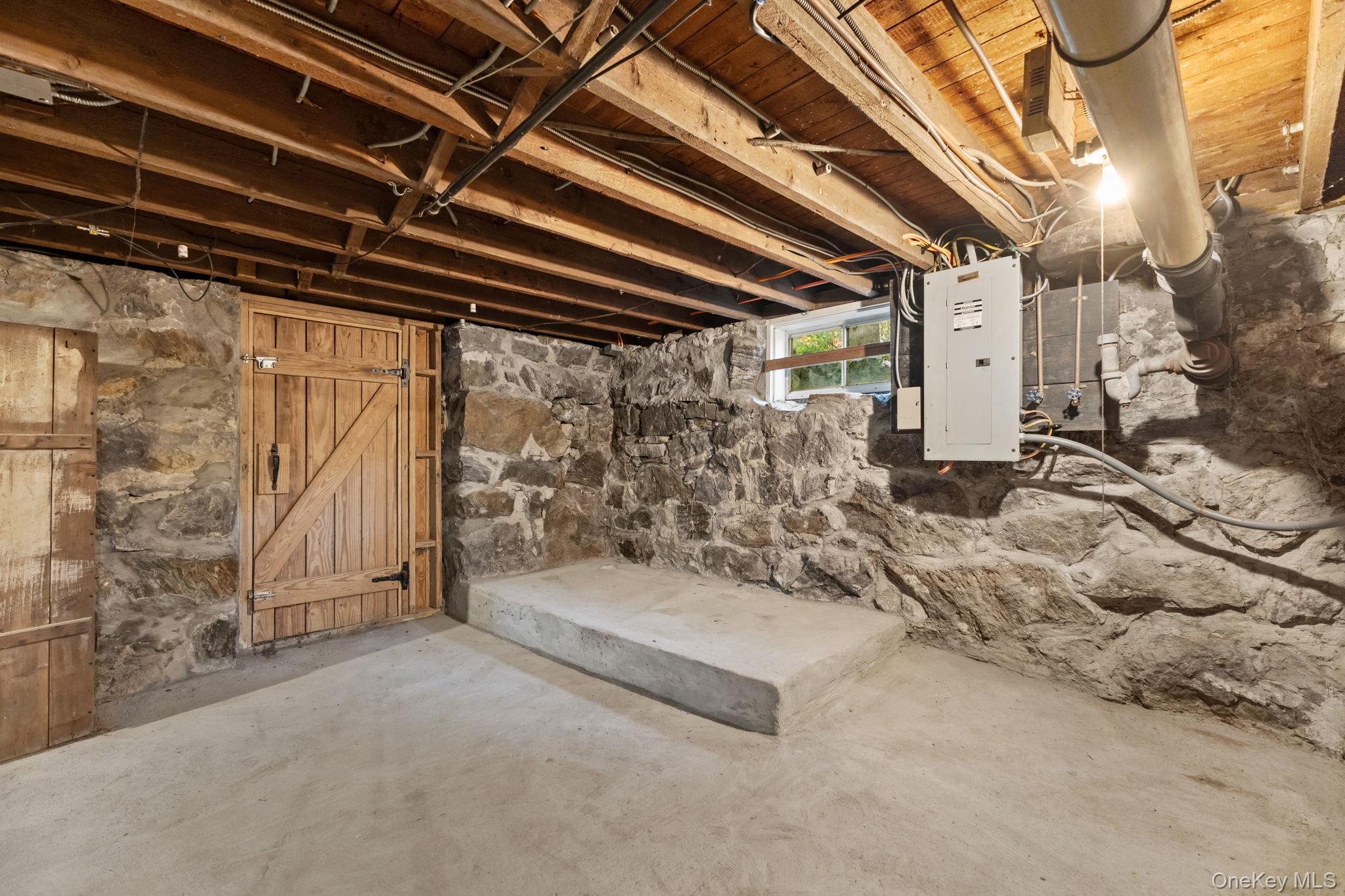 83 Hillside Avenue, Mount Kisco, NY 10549