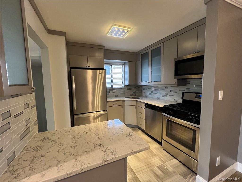 475 Country Club Lane, Pomona, NY 10970