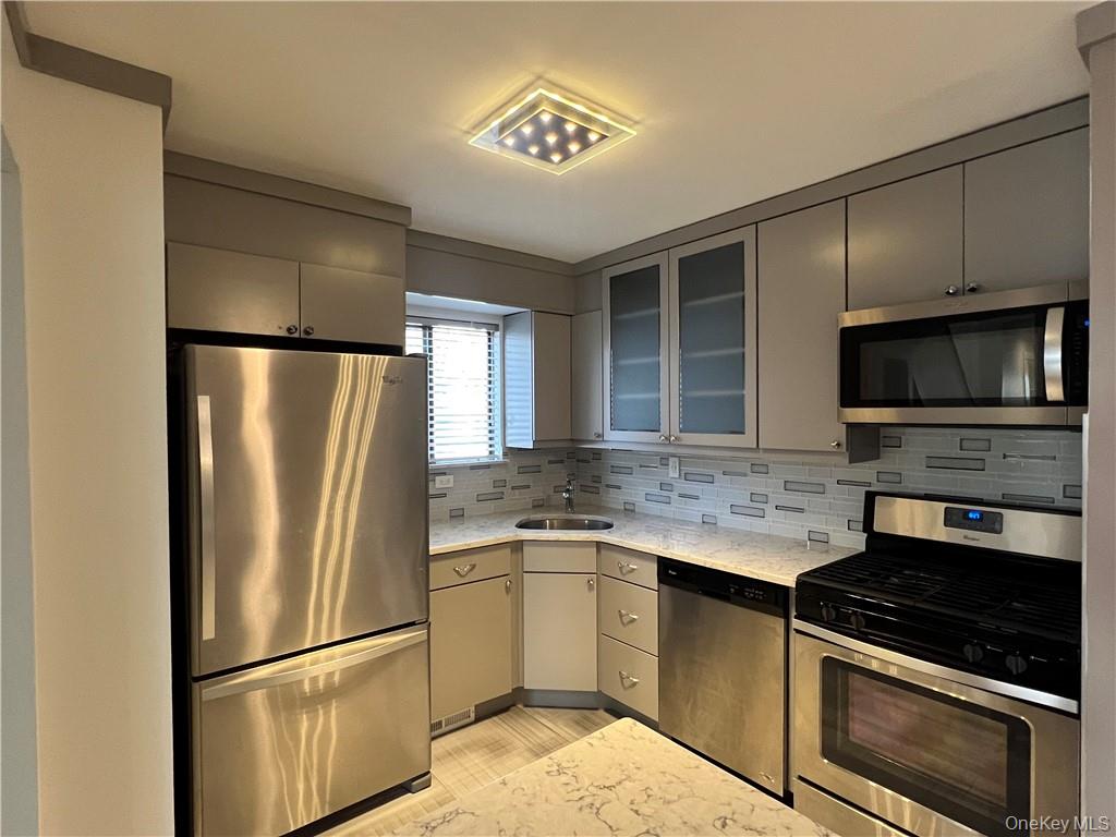 475 Country Club Lane, Pomona, NY 10970